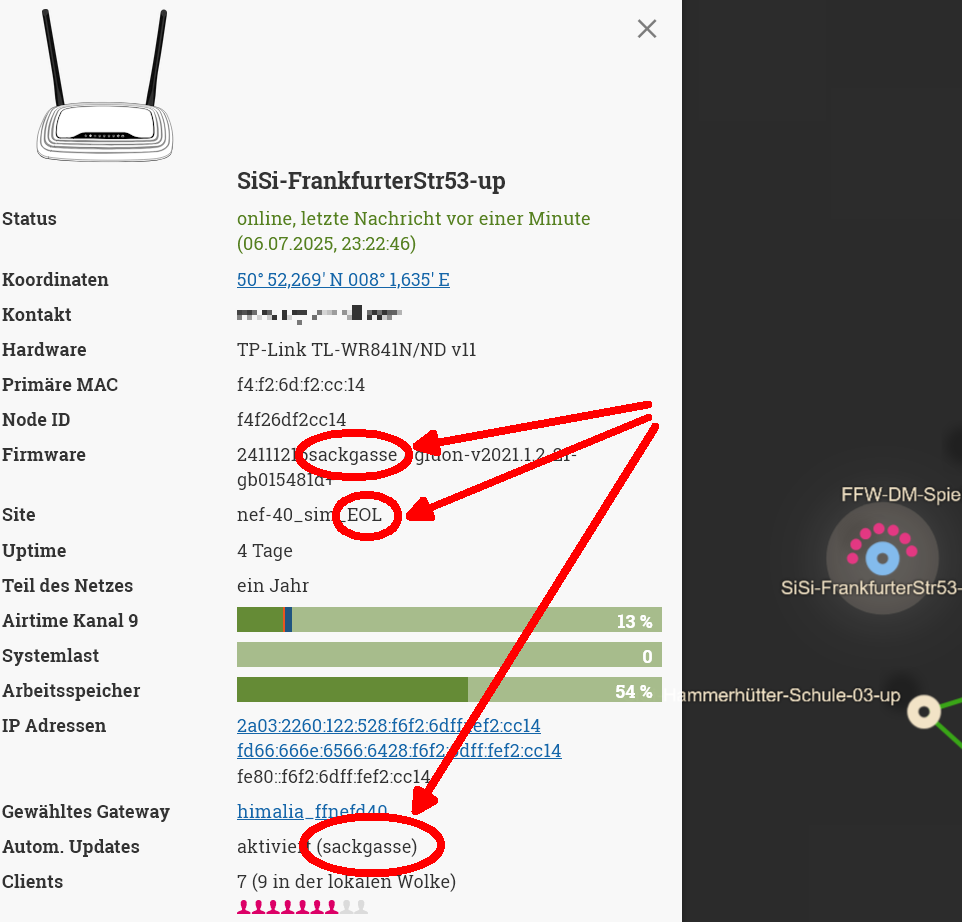Screenshot aus Webseite karte.neanderfunk.de, Hervorgehoben mit Einkreisung und Pfeilen ein 841er ist mit Firmware "24111216sackgasse" gelistet, Site ist "nef-40_sim_EOL" und "Automatische Updates: aktiviert / sackgasse".