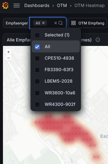 Ausschnitt der OTM-Heatmap in Grafana: Über einer Karte ist die Auswahl der Empfänger geöffnet, darunter rot eingefärbte Bereiche entlang von Straßen.